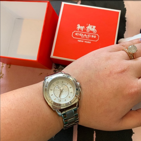 Authentic Coach Watch - Picture 4 of 8